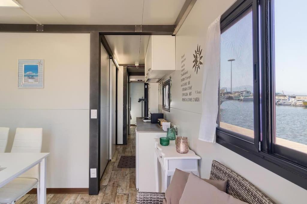 Houseboat Sardinia Suite カリアリ エクステリア 写真